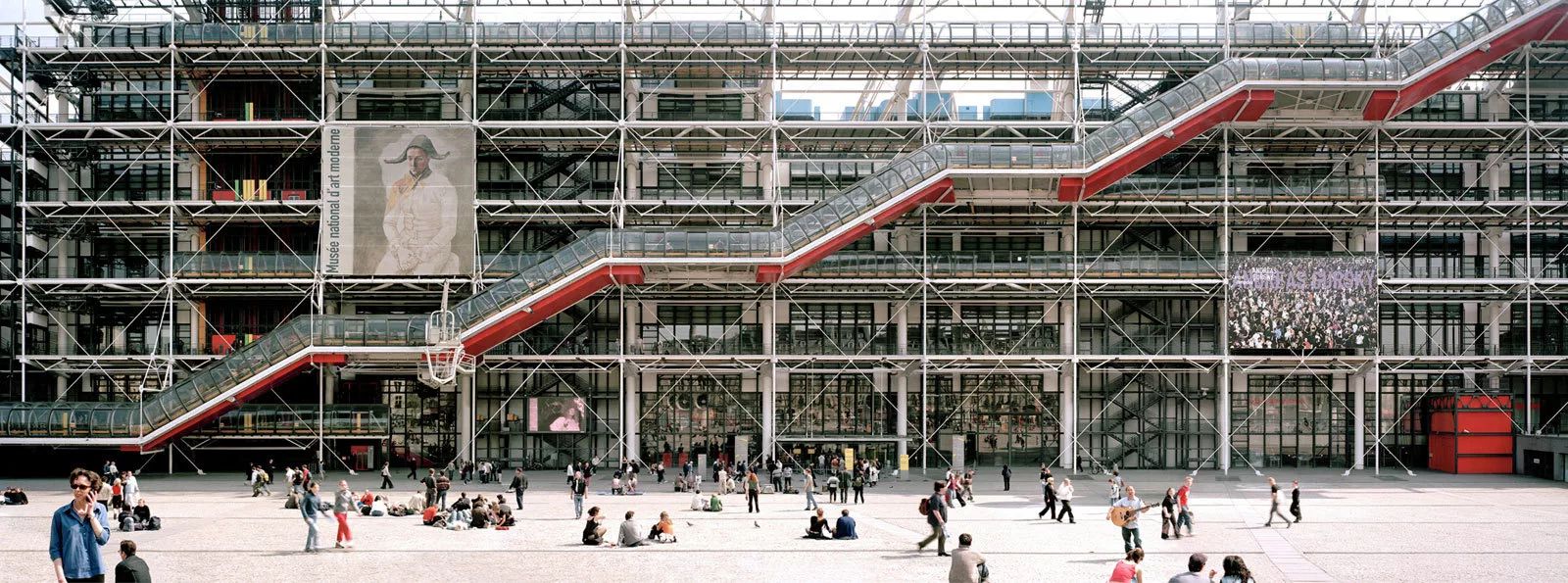 Centre-Pompidou-Binas.jpg