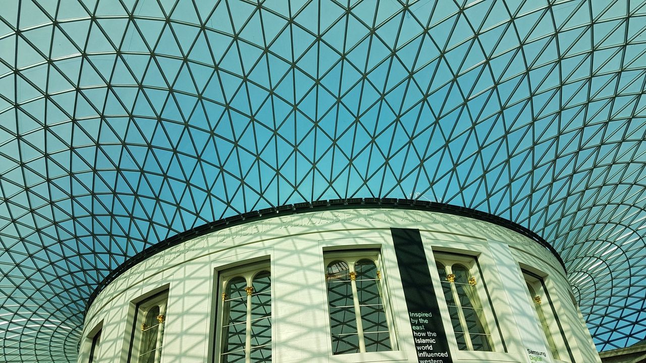 British-Museum-Çati-ortusu.jpg