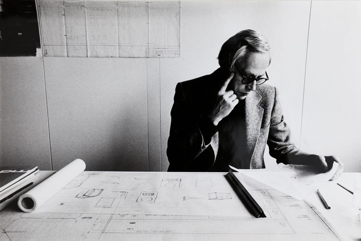 Dieter Rams ve Tasarım Felsefesi, 1970ler. Fotoğraf: Abisag Tüllman.
